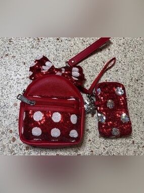 Sequin loungefly wristlet set minnie 
mouse